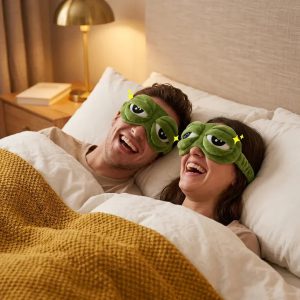 Mặt nạ ngủ hình ếch với đôi mắt nổi 3D