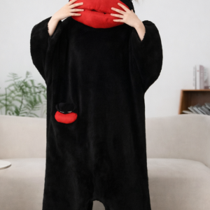 Chăn choàng ngộ nghĩnh – Đen / XL